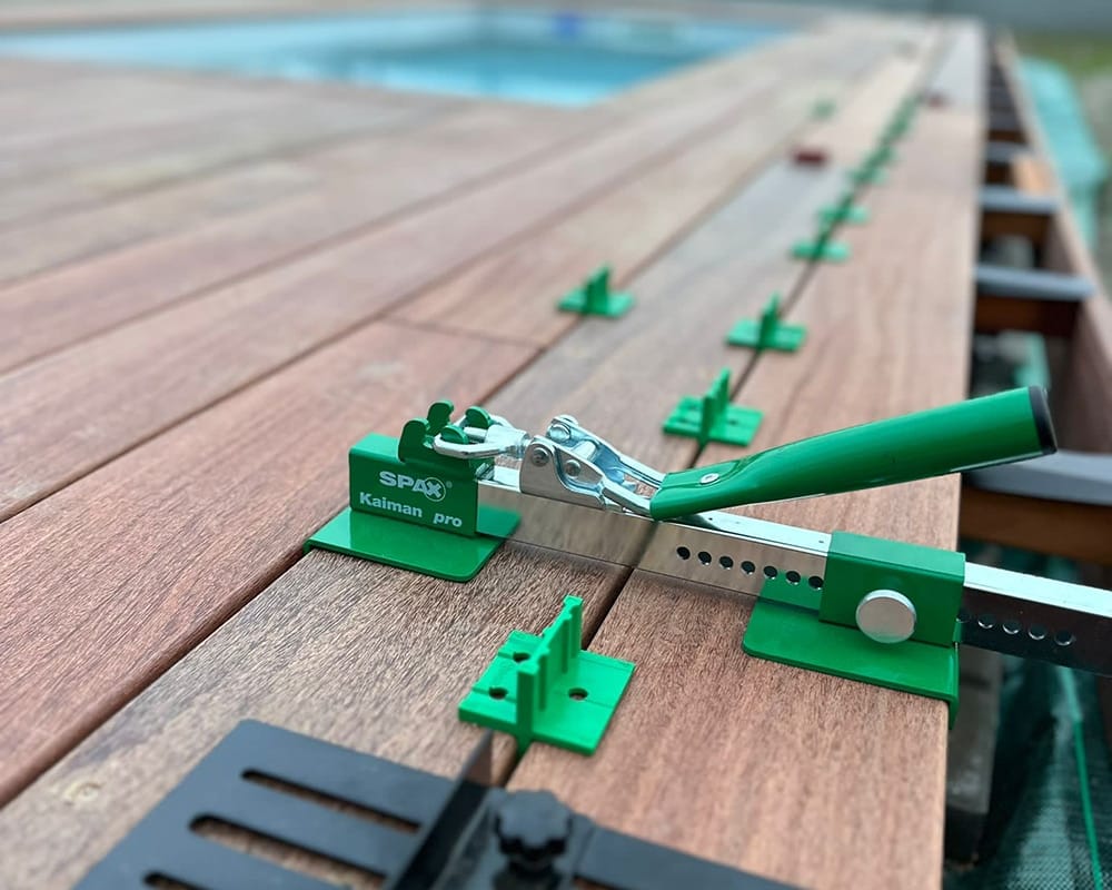 Construction de terrasses sur plots à Toulouse